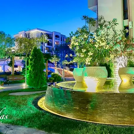 Apartmán студио каскадас а8 *